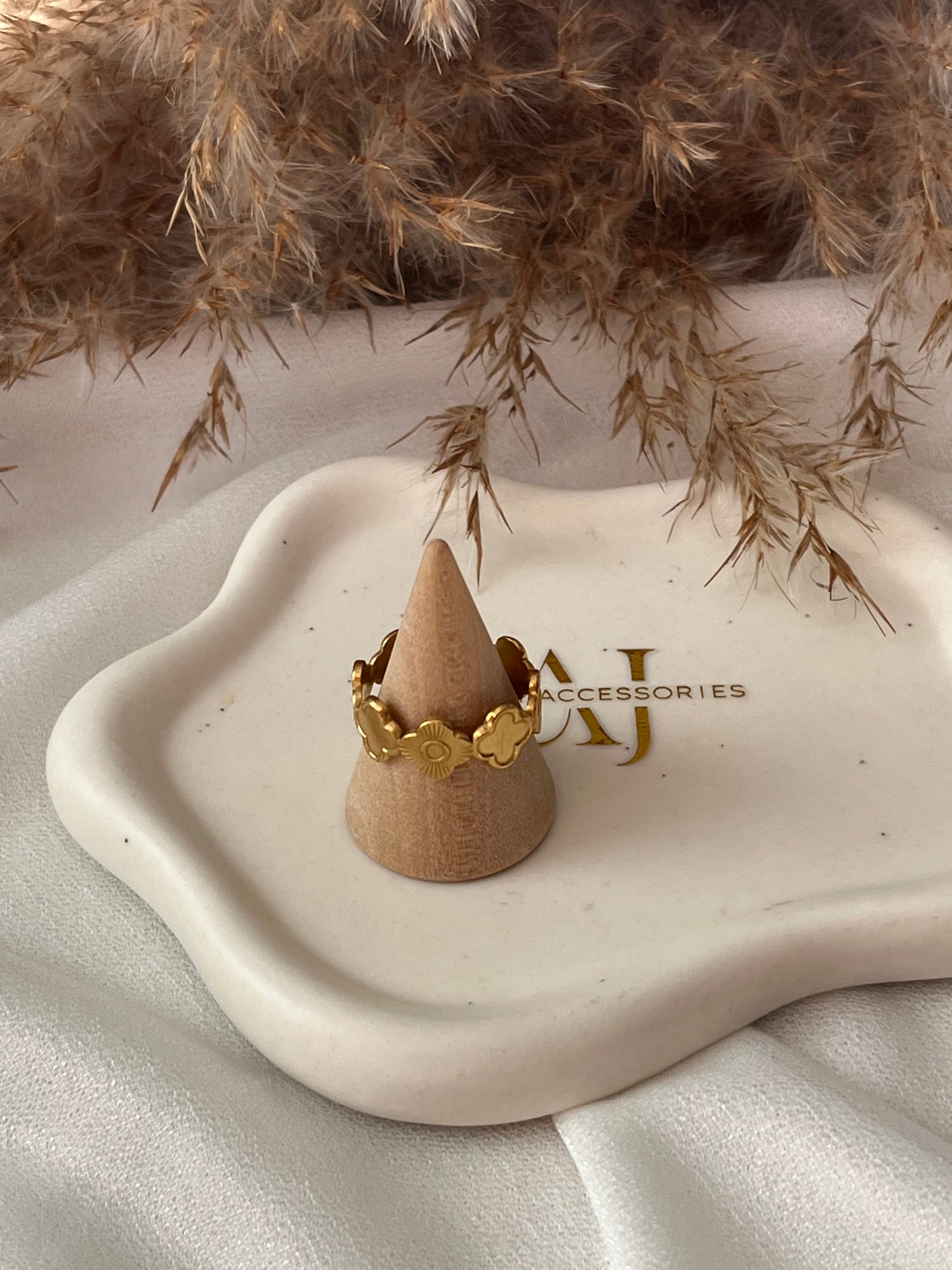 Golden Clover Ring