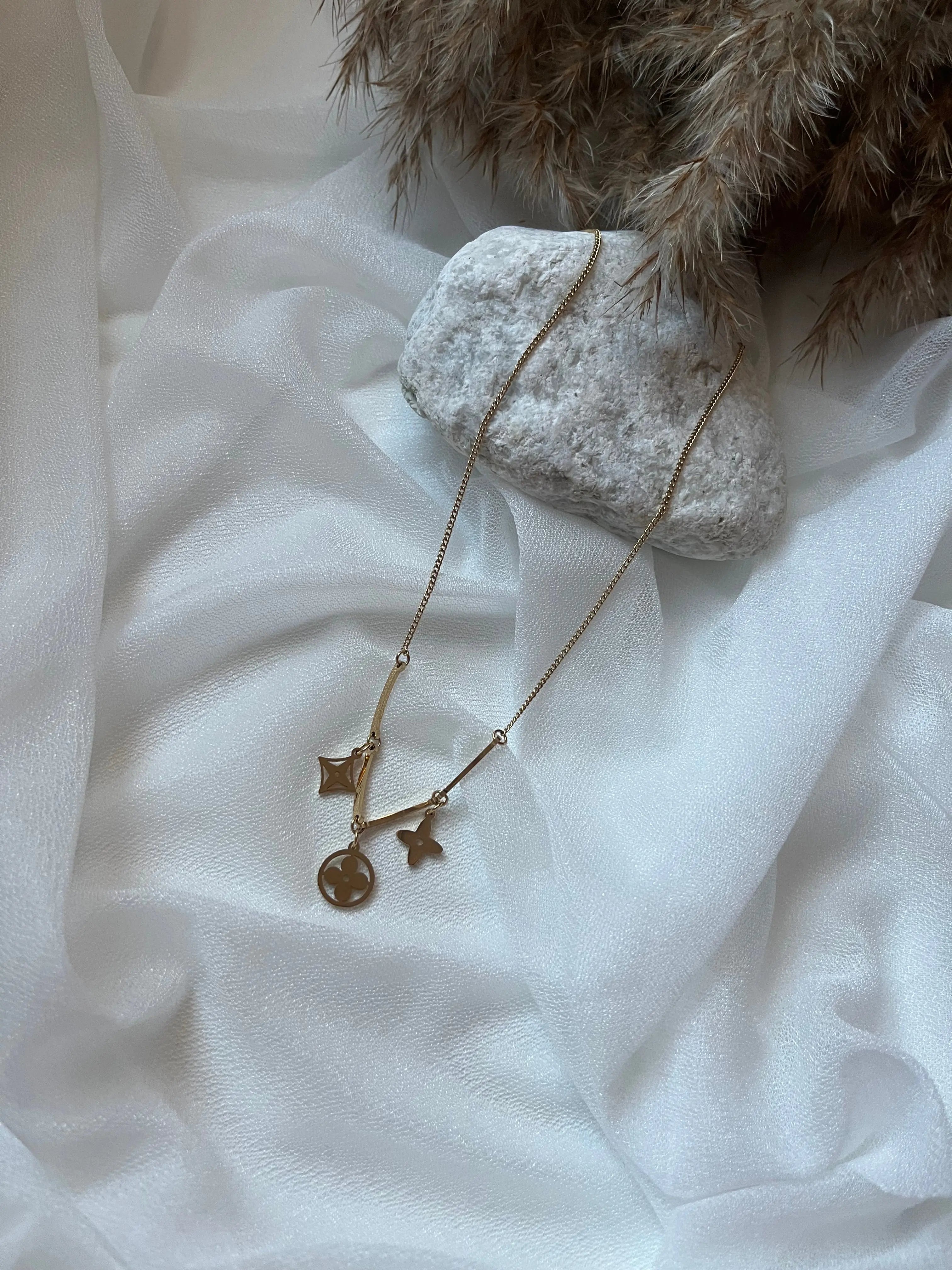 Timeless Charm Halskette Adore Ani Jewelry