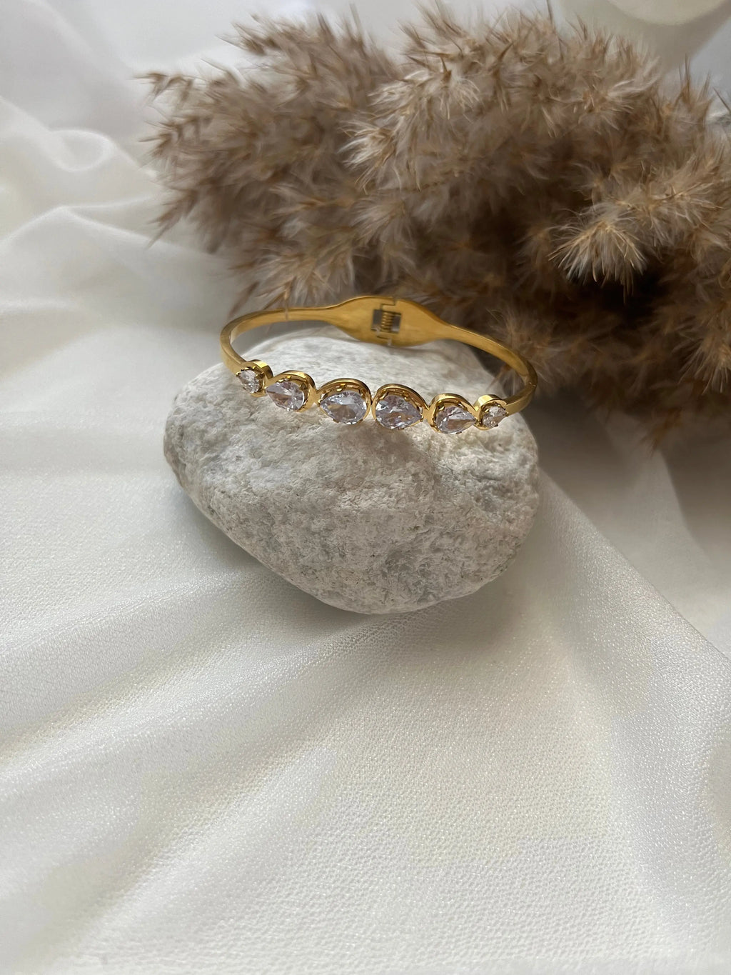 Aurora Glow Adore Ani Jewelry