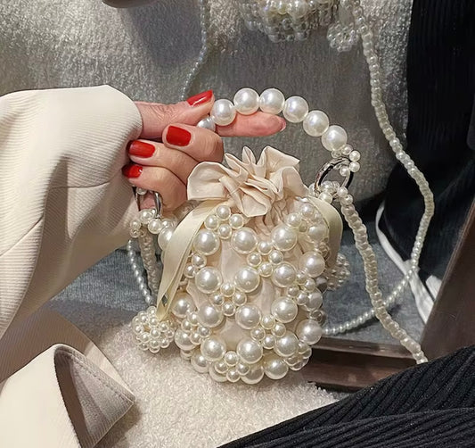 Pearl Elegance – Vintage Glamour Bag