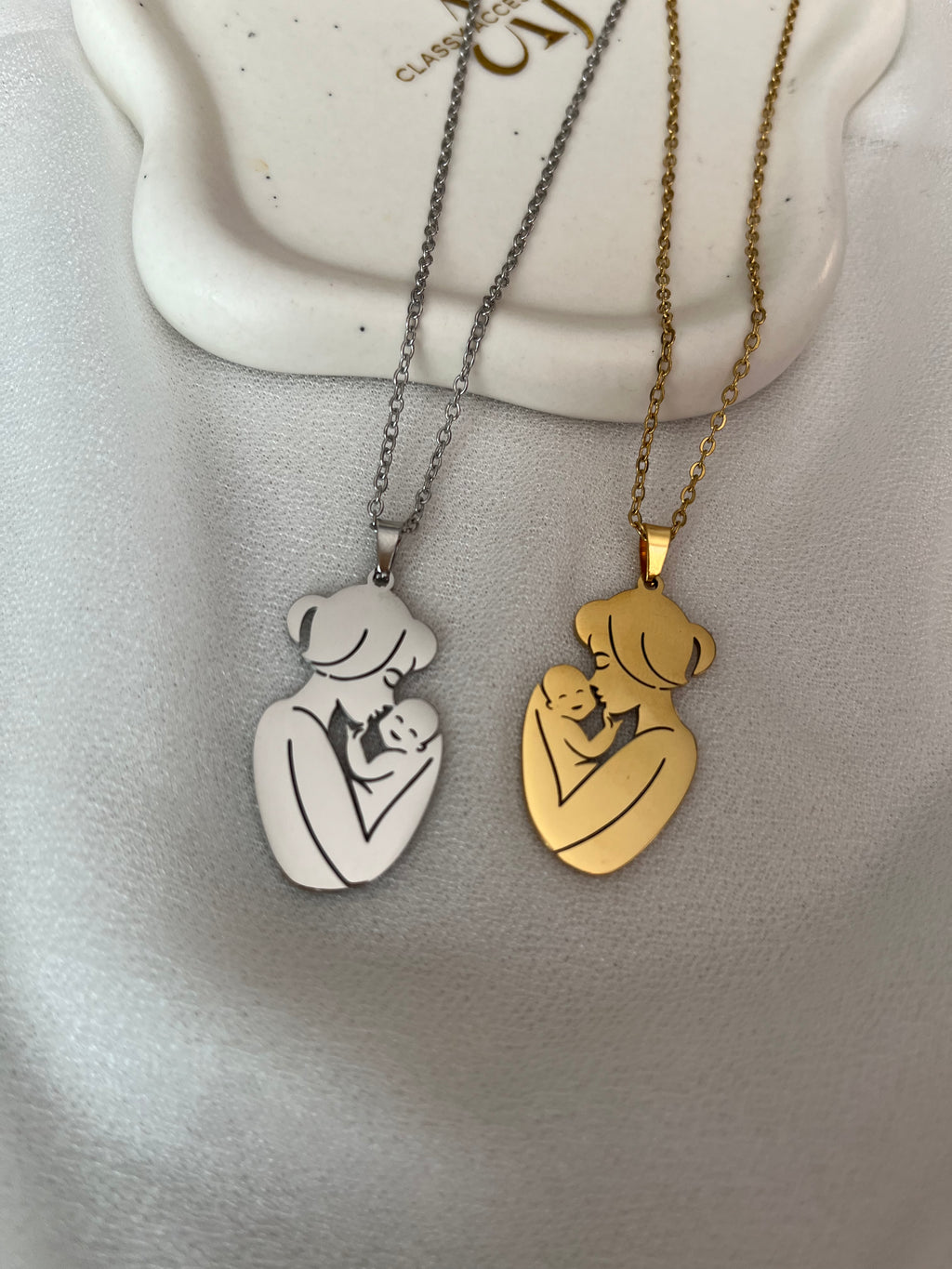 Ewige Mutterliebe – Kette Adore Ani Jewelry